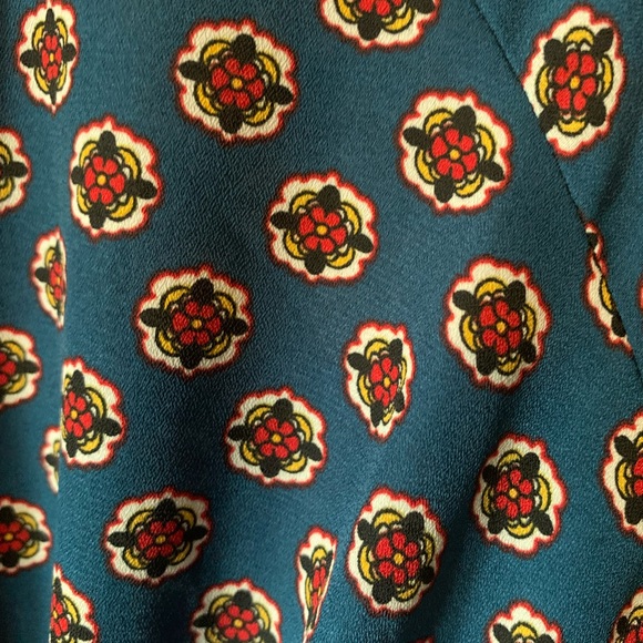 Chenault 3/4 Sleeve Blue Front Tie Blouse Size 1X Like New - Picture 3 of 6